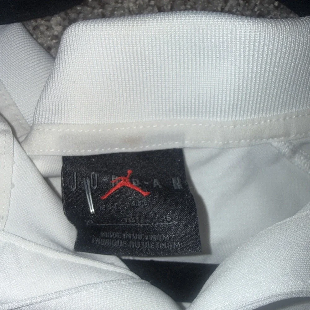 Michigan‎ Wolverines Basketball Jordan On Court Polo XL white Mens
